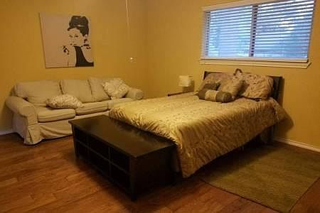 5th image of 1025 Orlando Cir