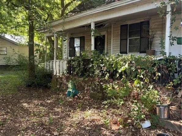 806 NW 1st St, Atkins, AR 72823