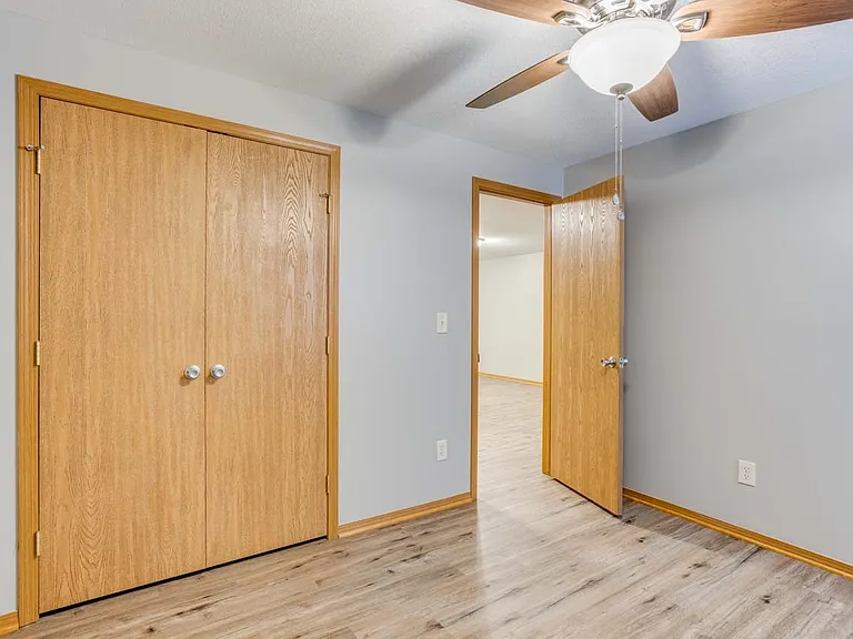 1028 E Karla Ct — Photo 26