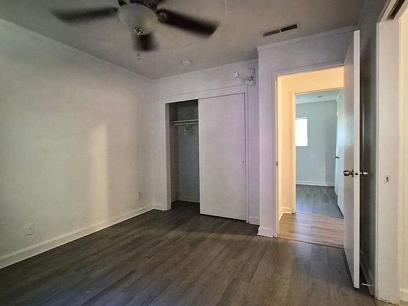 3rd image of 1336 W Paradise Avenue