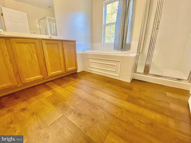 13765 Palmetto Cir — Photo 19