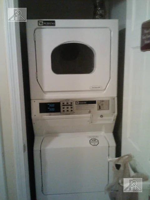 Studio, 1.0 bath, 350 sqft, $2,000 — Photo 3