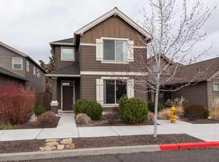 2905 SW Yew Park Ln, Redmond, OR 97756