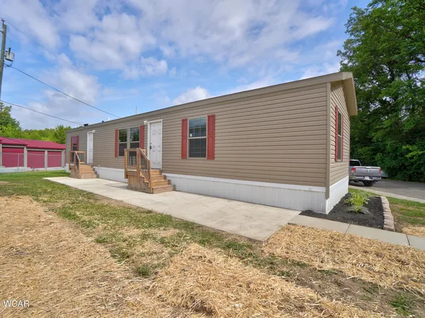 1503 Findlay Rd, Lima, OH 45801