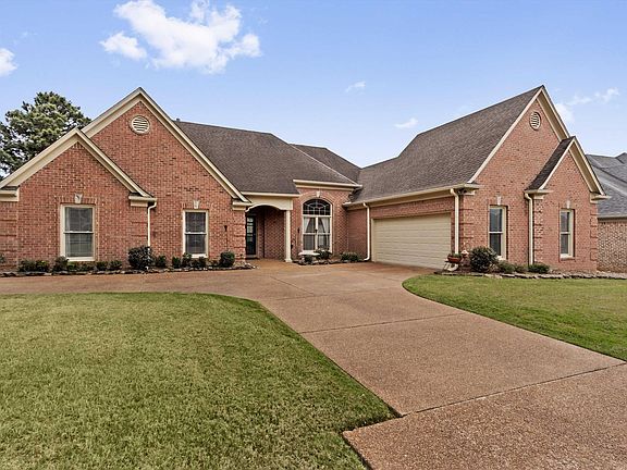 2nd image of 8955 River Pine Dr
