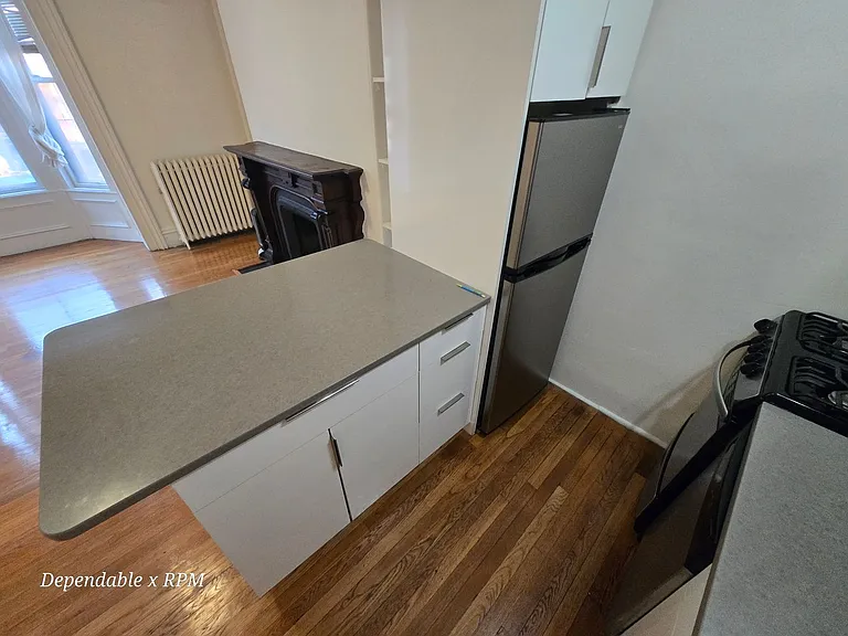 86 Charles Street — Photo 15