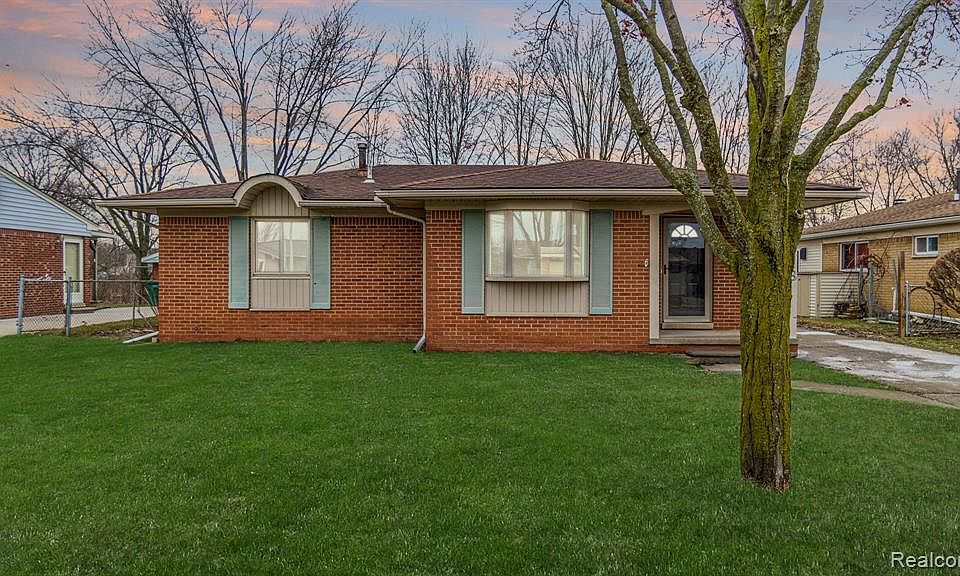 27118 Larkin Dr, Brownstown Township, MI 48183 Zillow