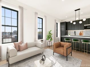 32-30 41st St #14B, Astoria, NY 11103