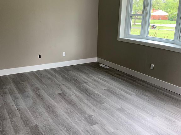 2nd image of 8015 Congresswood Ln
