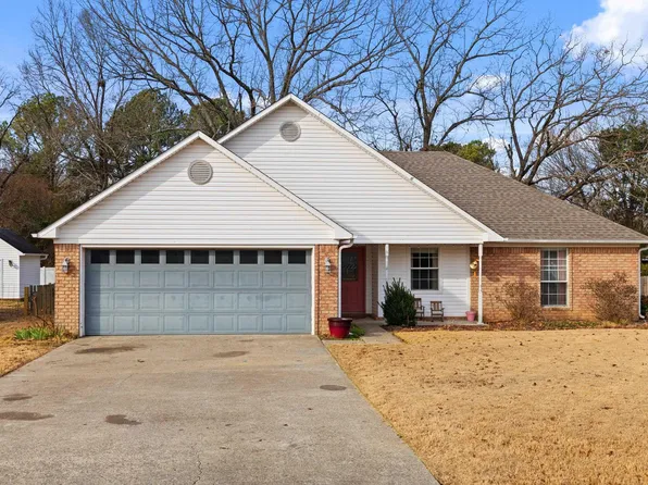 1600 Ridgefield Dr, Heber Springs, AR 72543