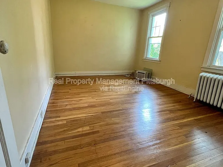 5731 Phillips Ave #2 — Photo 9