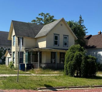 127 E William St, Michigan City, IN, 46360