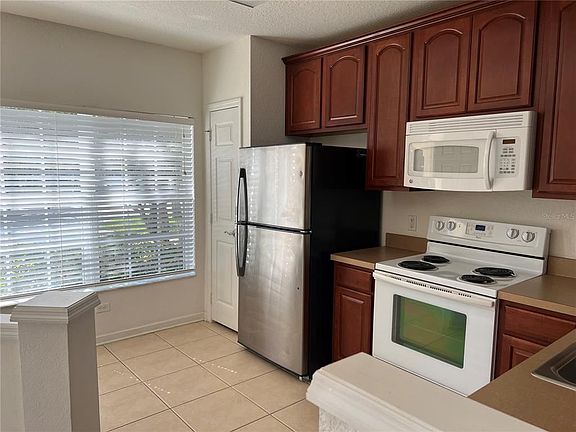 5th image of 1211 Pepperdine Ln