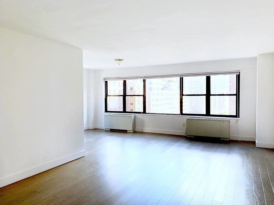 1st image of 120 E 34th St APT 12H