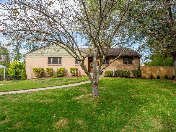 244 Voss Rd, Bethel Park, PA 15102