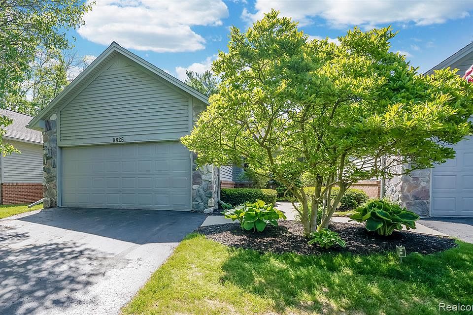 8826 Cedar Ln, Clarkston, MI 48348 Zillow