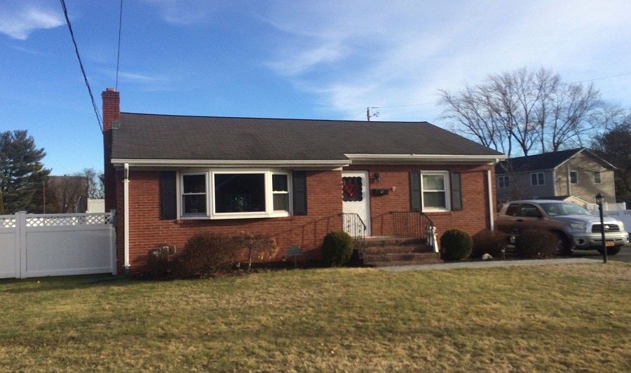 1st image of 34 Tanneyanns Ln