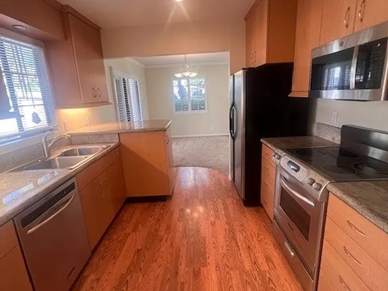 645 Roskilde Rd — Photo 9