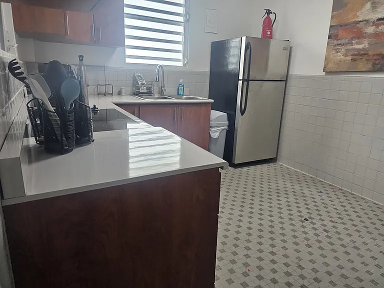 55 Calle Cervantes 3b3/1 Bay — Photo 3