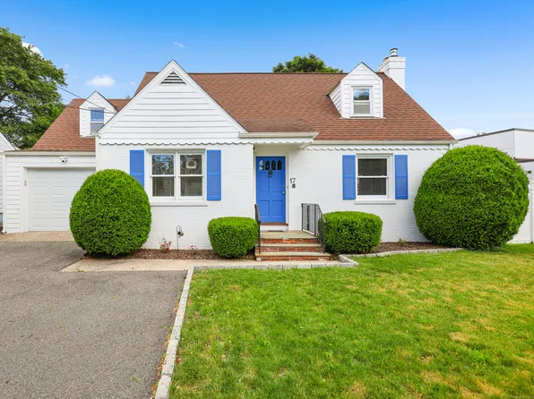 17 8th Street, Stamford, CT 06905