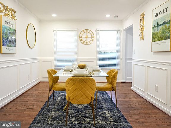 5th image of 2111 Warren Way Dr