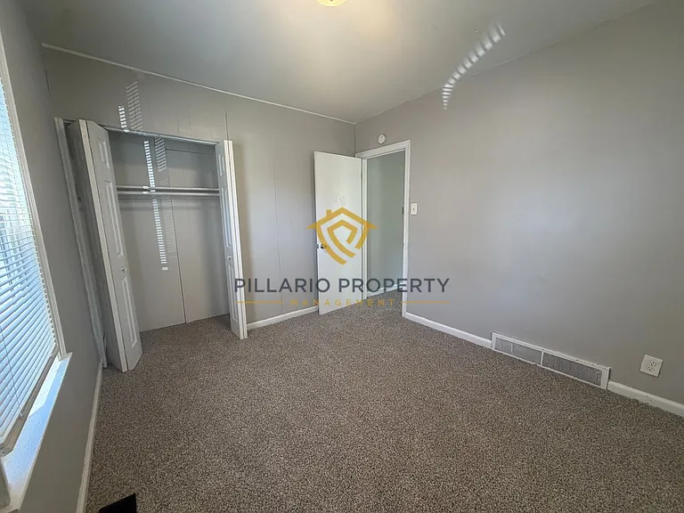 3270 Ralston Ave — Photo 9