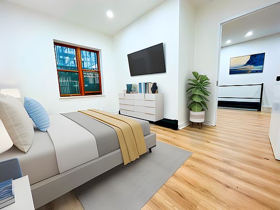 4th image of 234 E 3rd St #1K