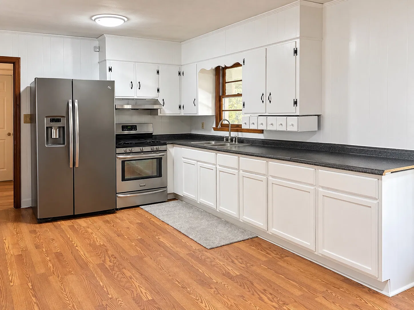 4 bed, 1500 sqft, $1,800 — Photo 3