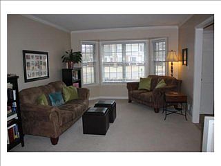 2nd image of 5823 Macleod Dr