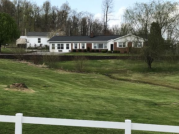 2nd image of 707 E Everly Brothers Blvd