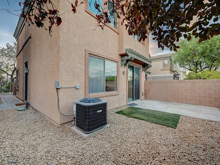 8224 Strawberry Spring St — Photo 33