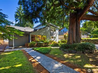 4012 NE 113th St, Seattle, WA 98125