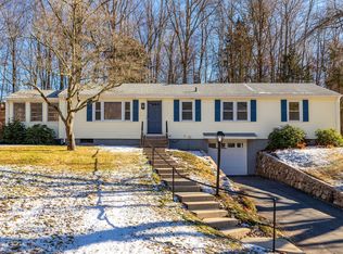 354 Kenwood Ave, Hamden, CT 06518