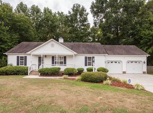 410 Tradd Ct, Clayton, NC 27520