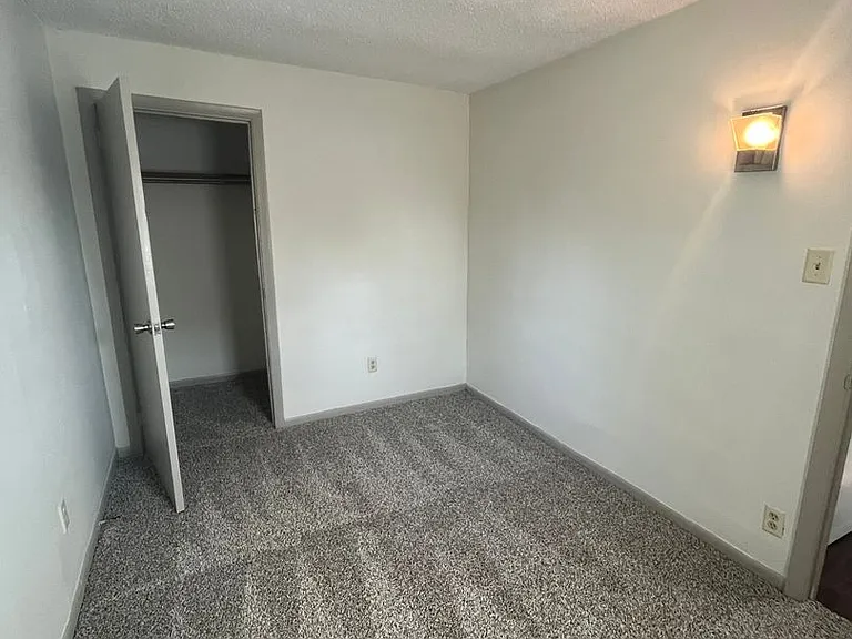 1694 S Washington Ave — Photo 7