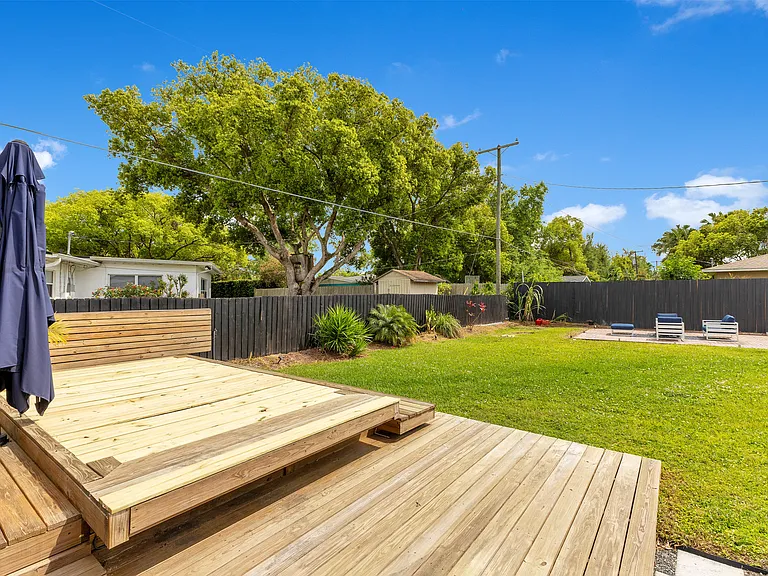 344 Starling Rd — Photo 32