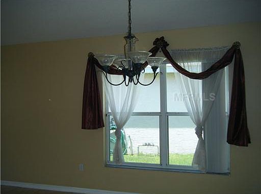 3rd image of 4928 Hook Hollow Cir