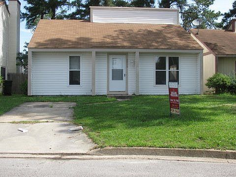 1st image of 3883 Augustine Cir