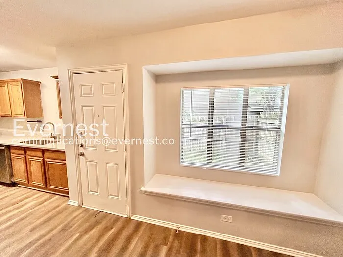 306 Ezekial Ave — Photo 3