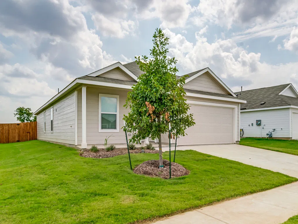 4 bed, 1667 sqft, $2,150 — Photo 2