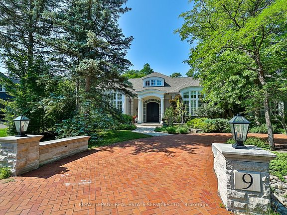 2nd image of 9 Seinecliffe Rd