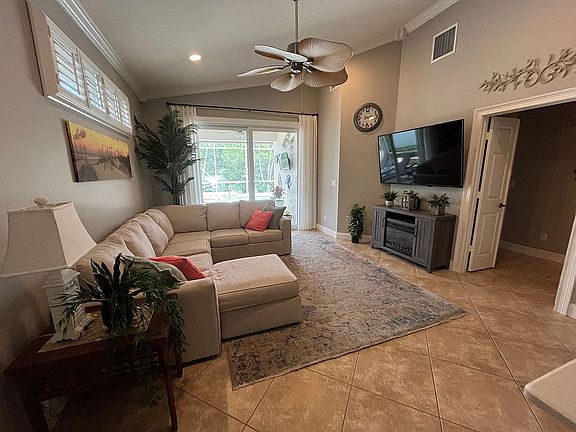 3rd image of 4657 SE Bridgetown Ct