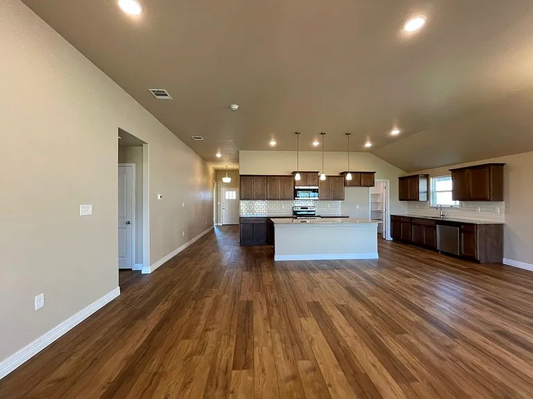 925 Coriander Rd — Photo 10