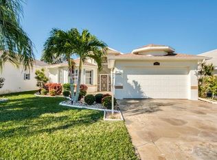 3930 Schefflera Dr, North Fort Myers, FL 33917