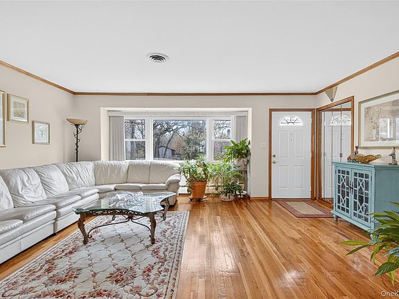 5th image of 141 Cold Spring Road