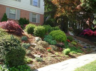 7705 Sebago Rd, Bethesda, MD 20817