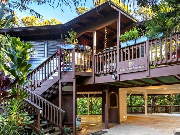 3rd image of 105 E Kuiaha Rd