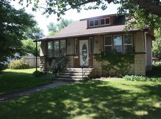 165 3rd St SW, Perham, MN 56573