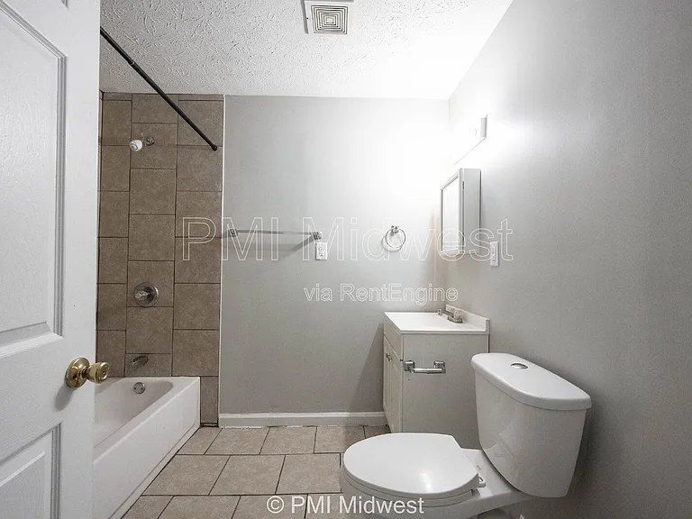 5925 Sunwood Dr — Photo 15
