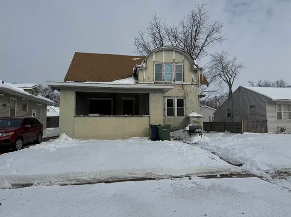 1116 W Mullan Ave, Waterloo, IA 50701